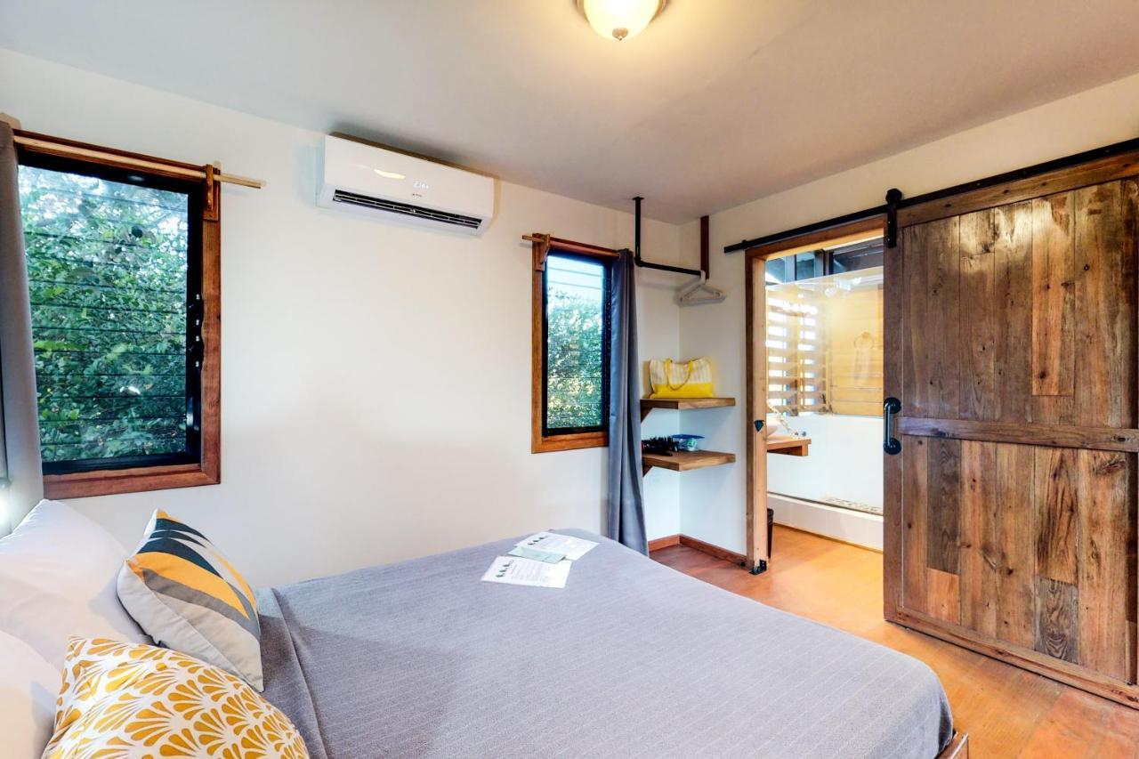 Inn The Trees Cabanas Placencia Exterior foto